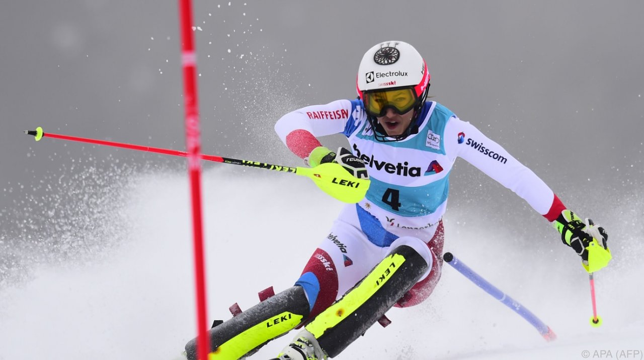 holdener halbzeit fuehrende bei lenzerheide